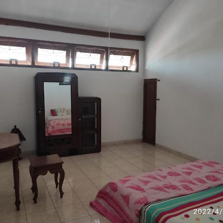 Kelana 2 Nice Homestay Semarang Eksteriør bilde