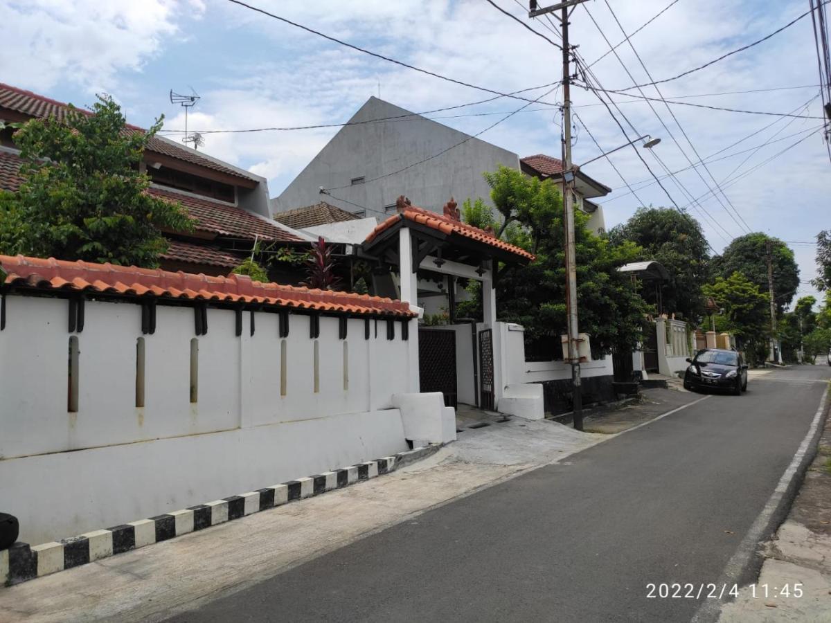 Kelana 2 Nice Homestay Semarang Eksteriør bilde